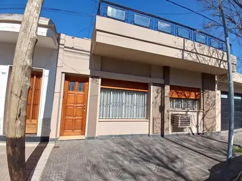 Casa en venta - 3 Dormitorios 3 Baños - Pergamino