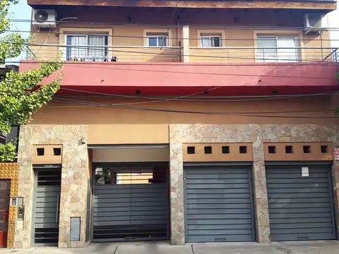 Victoriano Loza 1000, Piso 1