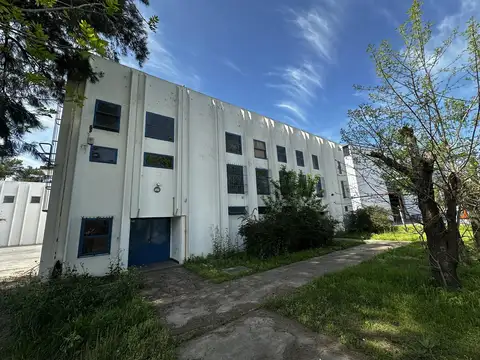 Deposito 2.200m² Calle Euler, Industrial, Triangulo, Malvinas Argentinas.
