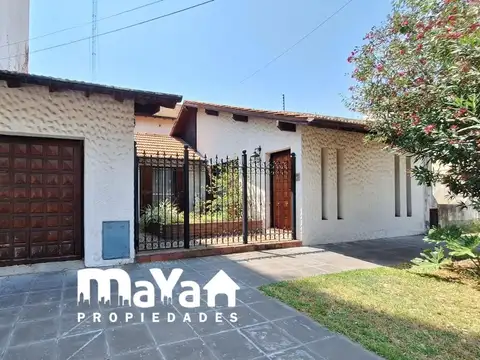 CASA EN VENTA - CAMPANA