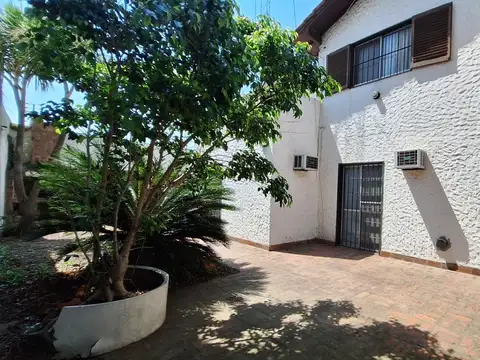 CASA EN VENTA - CAMPANA