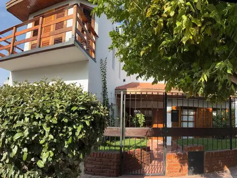 Casa gerencial en Santa Genoveva