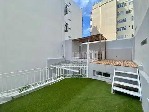 Depto Tipo Casa en Venta de 3 ambientes