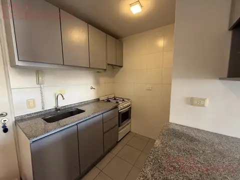 Departamento en Alquiler con 1 cocheras