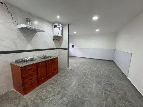 Departamento en Alquiler con 1 cocheras