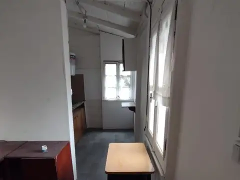 Departamento 2 amb. en PH en conventillo reciclado a nuevo