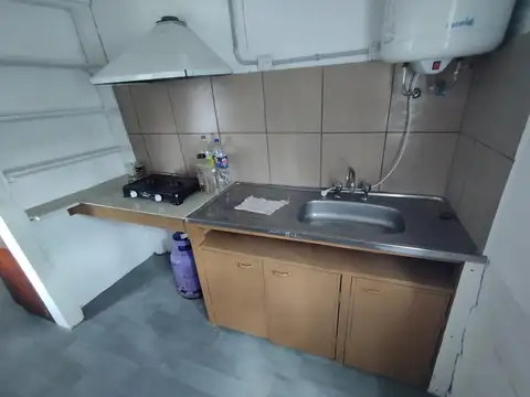 Depto Tipo Casa 2 ambientes con 1 baño