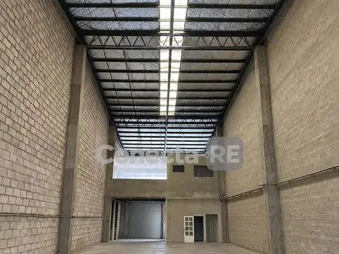 VALENTIN GOMEZ al 100 - DENTRO PARQUE INDUSTRIAL