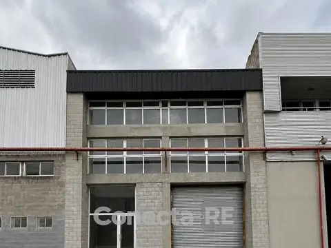 Depósito 600 m² en Alquiler - Parque Industrial Moron