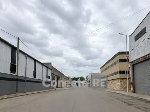 Galpon en Alquiler en Morón, USD 4.200