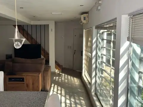 VENTA CASA + DPTO LA BOTA BENAVIDEZ | OPORTUNIDAD!