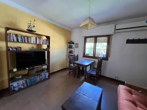 Avenida Lacarra 400