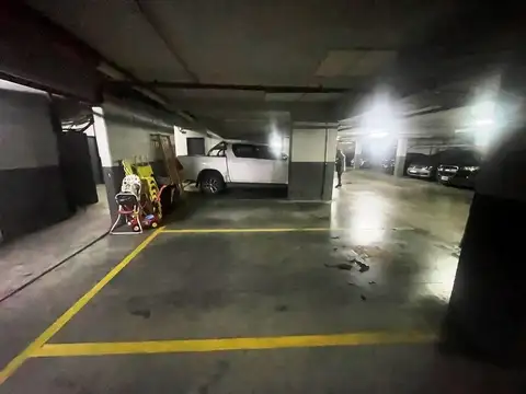 EN SUBSUELO. FIJA Y CUBIERTA, INGRESO POR RAMPA