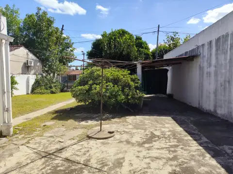 Maestra Soler Rojas de Gonzalez al 1500