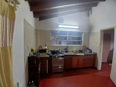 Hermosa propiedad ideal familia numerosa en Moreno Centro