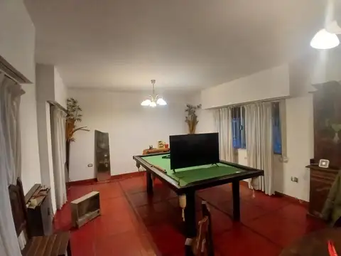 Depto Tipo Casa en Venta con 5 cocheras