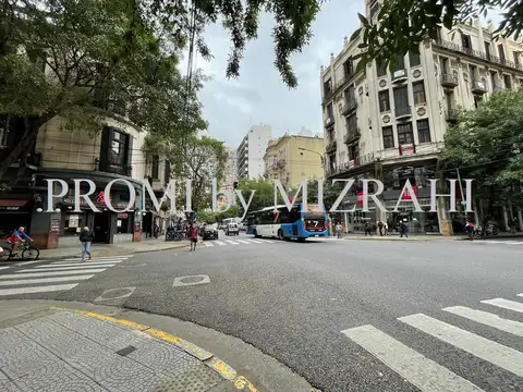 Local en Venta 90 años
