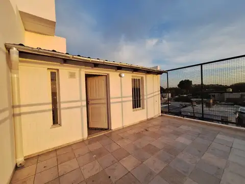 Departamento en Alquiler en Roque Saenz Peña, USD 475.000