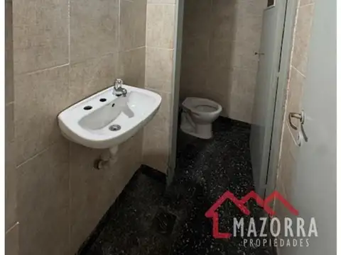 Local en Alquiler en Caseros, $ 750.000