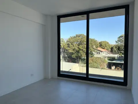 Departamento en Alquiler de 3 dormitorios