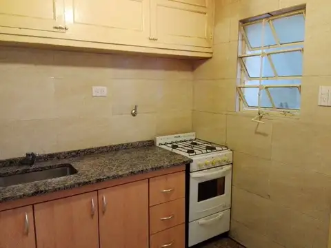 Depto Tipo Casa en Alquiler de 2 dormitorios