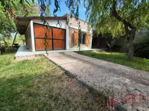 Vende Casa 2 Dormitorios en Barrio Padre Stefenelli General Roca