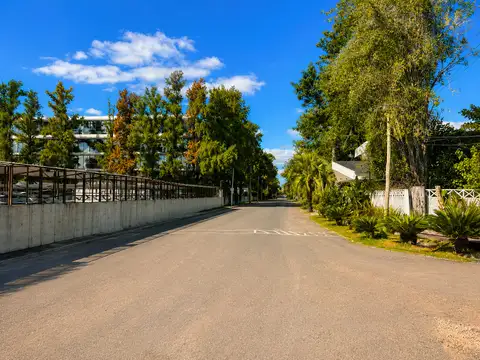 Terreno en Venta en La Reja, USD 169.800