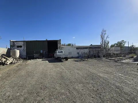 Galpon en Venta en Barrio Humbero Beghin O Industrial, USD 250.000