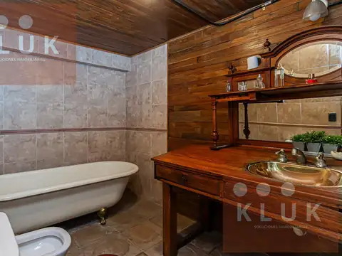 Casa 6 ambientes con 6 baños