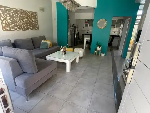 Casa en Venta en Temperley, USD 230.000
