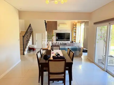 Casa en Venta en Saint Matthews, USD 450.000