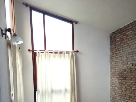 Casa en Alquiler con 1 cochera