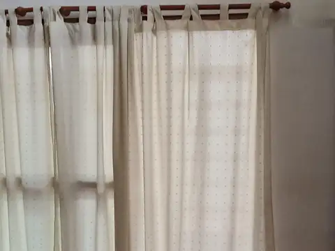 Casa en Alquiler con 1 cochera