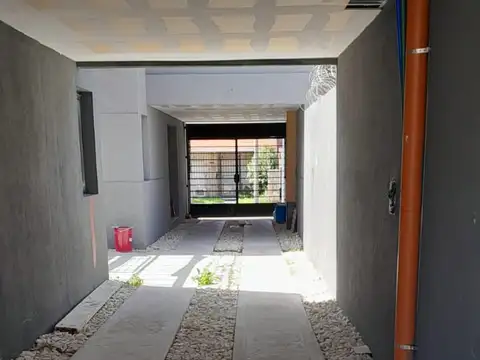 PH DE 2 AMB EN PLANTA BAJA. POSIBILIDAD DE ALQUILAR COCHERA