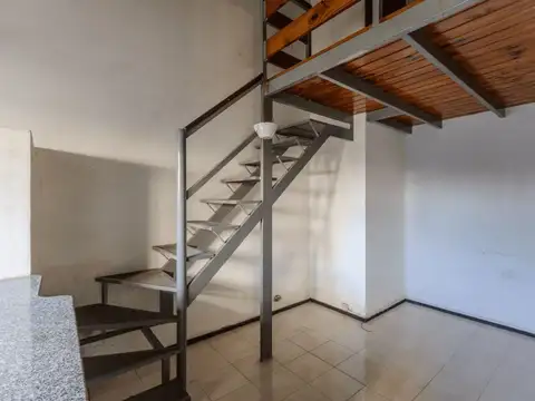 Depto Tipo Casa en Venta de 1 dormitorio