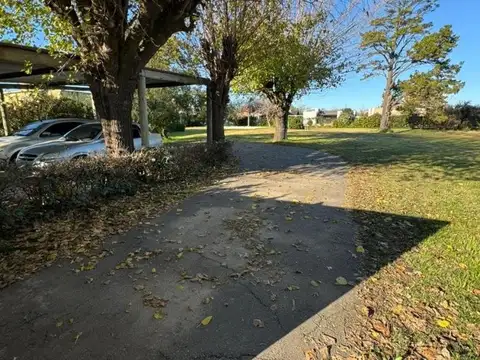 Quinta en B. Los Alamos en 3.000m2 de terreno ¡RETASADA!