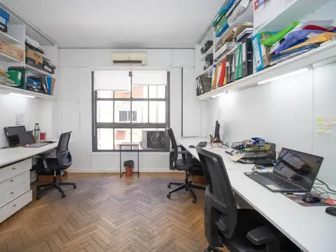 Oficina en Venta en Ciudad Vieja, USD 75.000