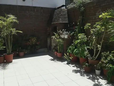 PH en planta alta parrilla terraza Apto Credito