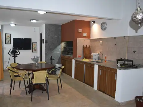 Casa en Venta en Moreno, USD 195.000