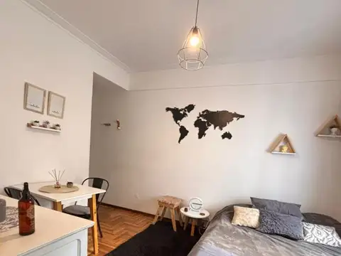 Avenida Colon  al 1600