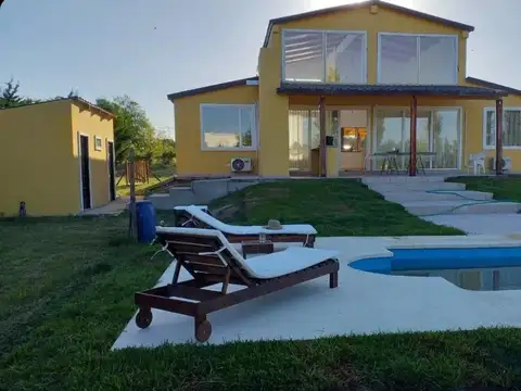 CASA EN VENTA CAMPANA