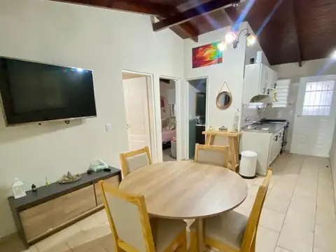 Casa 5 ambientes con 1 baño