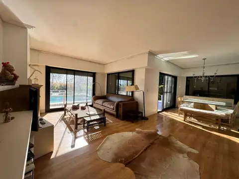 Buenos Aires Golf Country Club, Mayor Irusta 3777