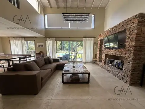 Casa en Alquiler en Rumenco, USD 3.000
