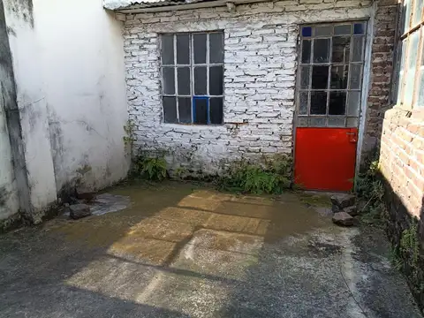 Local en Alquiler en Villa Urquiza, $ 2.500.000