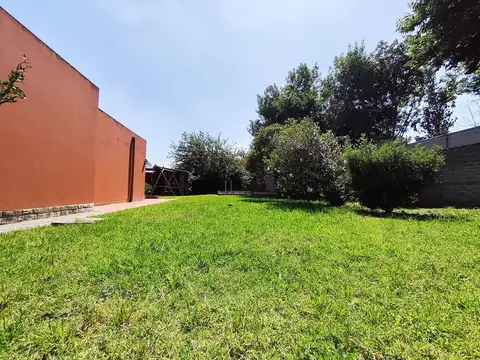 Terreno en venta Tortuguitas centro 300mts lote pileta-Todos los servicios