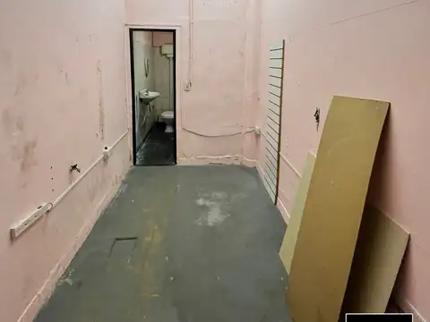 Local en Alquiler Via Púb.