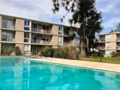 Venta de monoambiente con espacio verde, La Nazarena, Pilar