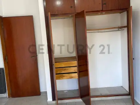 ALQUILER DEPARTAMENTO EN TOLOSA - 10 Y 520 - SIN EXPENSA