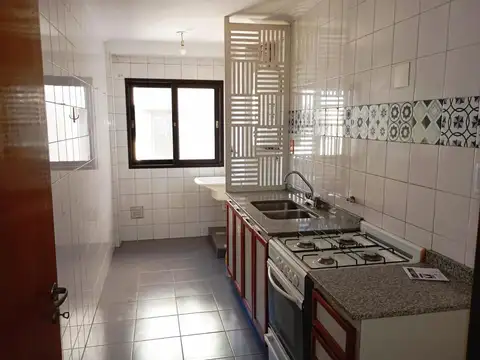 20 De Febrero 671 , Piso 5